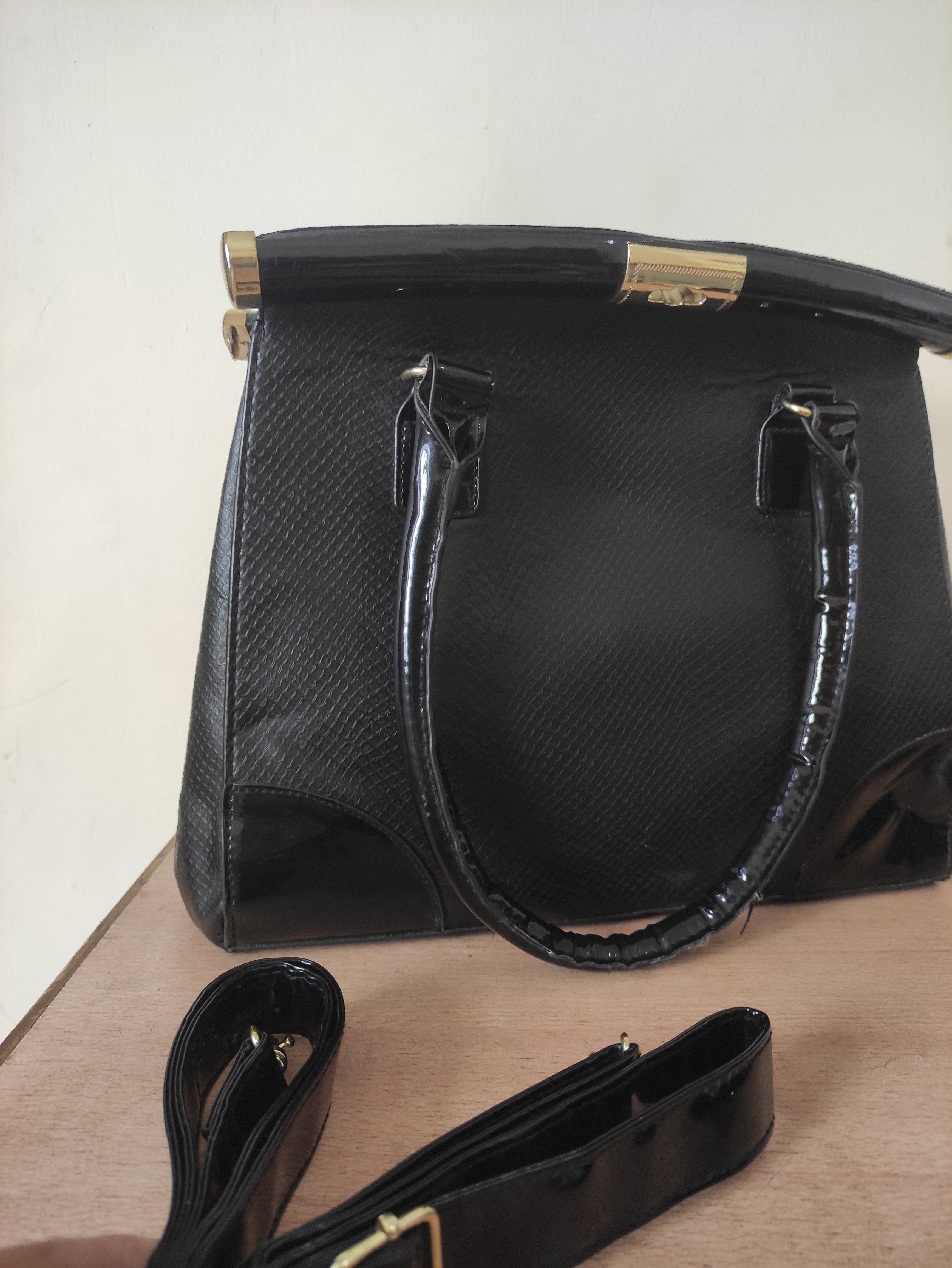 Atmosphere Black Bag