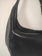 Soft Curve Shoulder