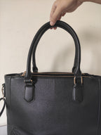 Carpisa Shoulder Bag