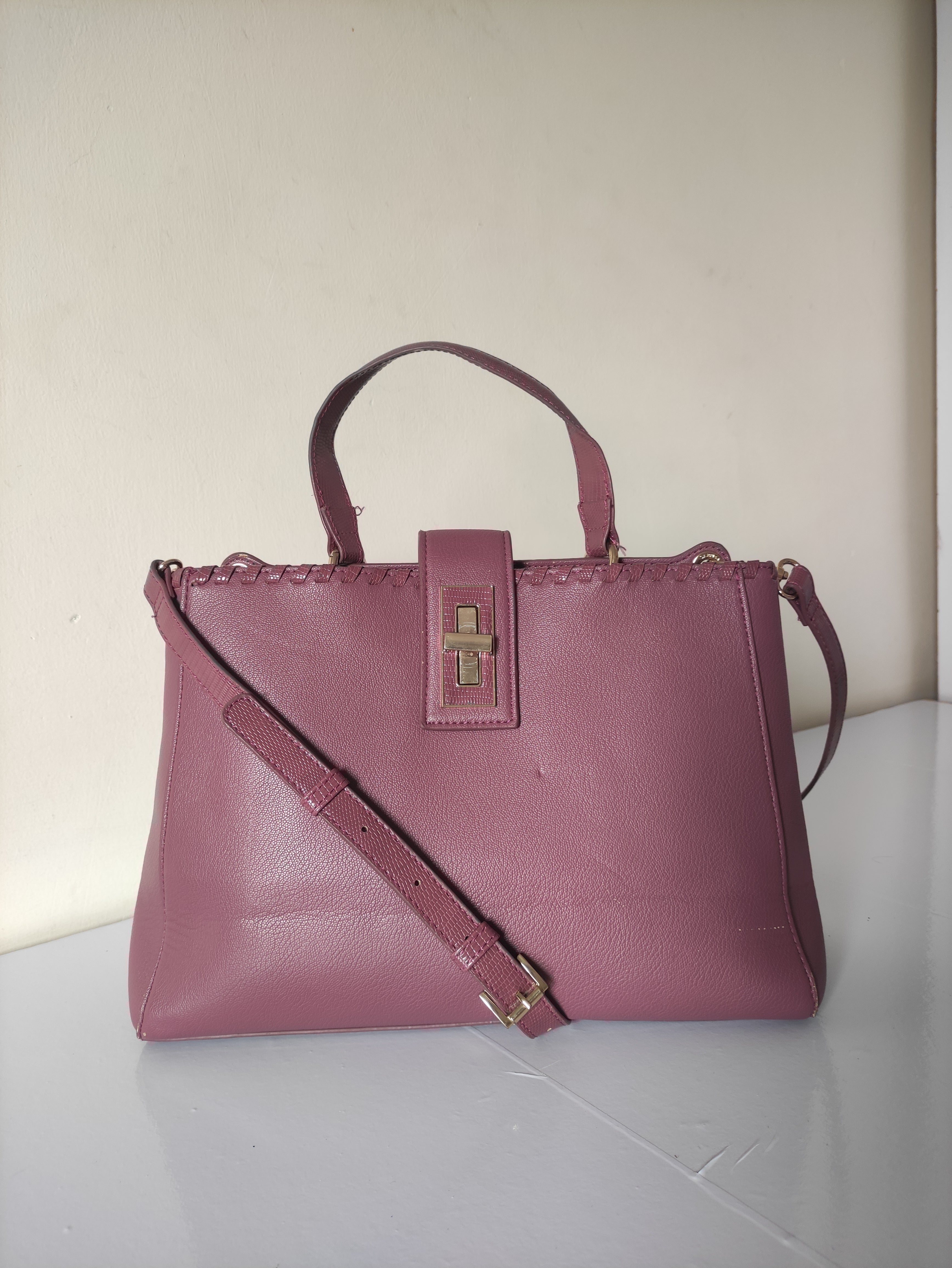 Carpisa Shoulder Bag