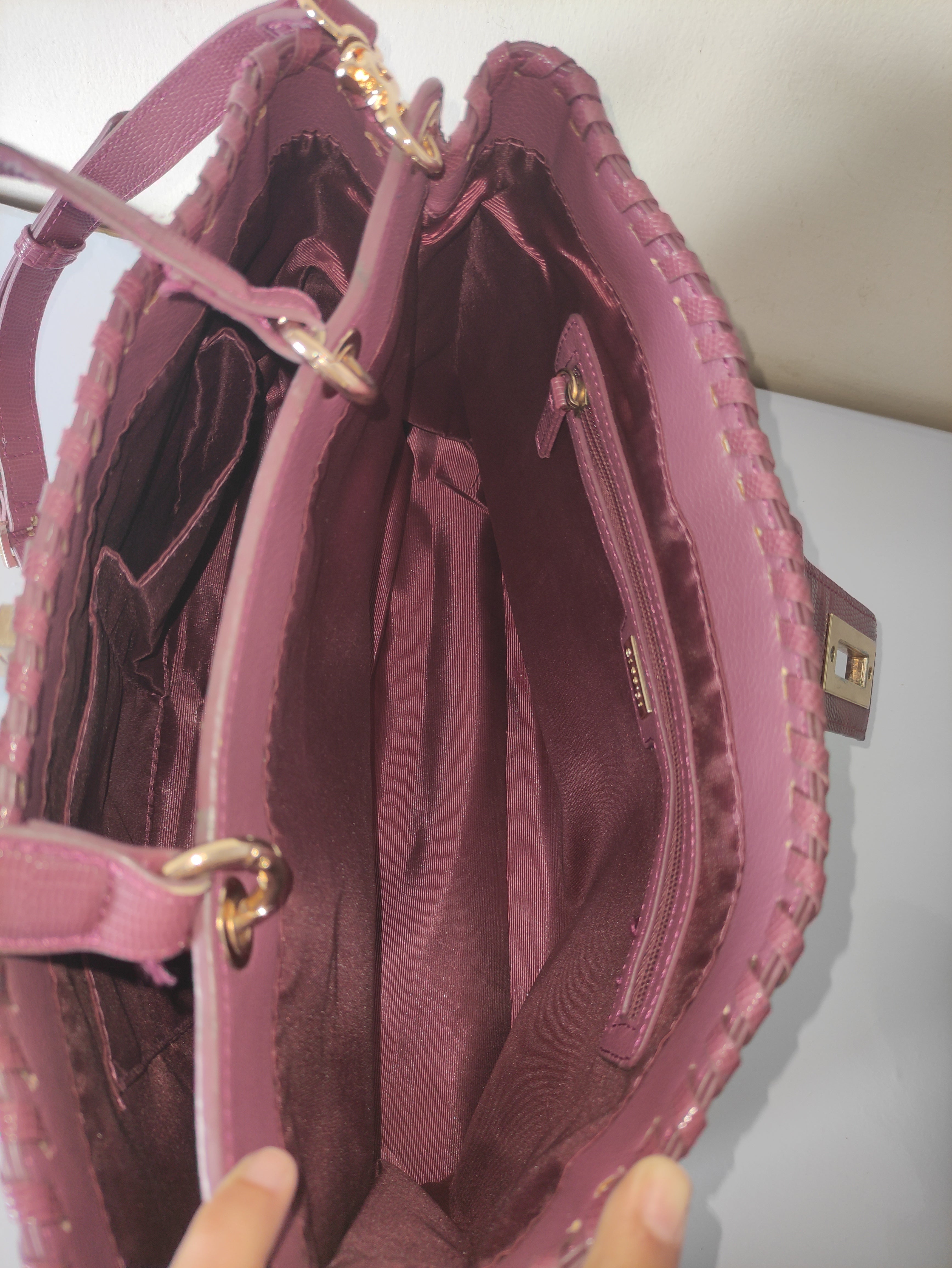 Carpisa Shoulder Bag