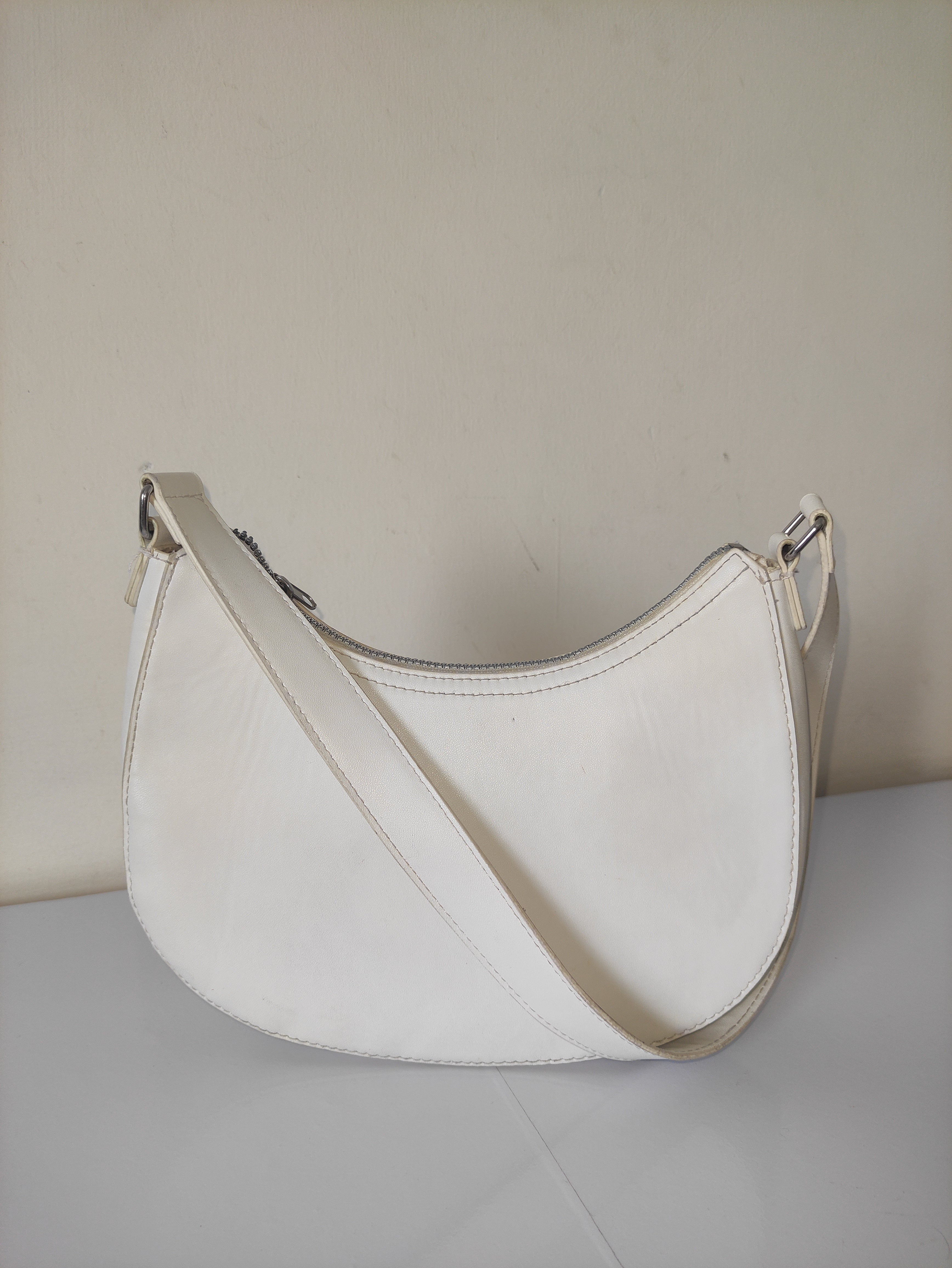 Modern White Staple