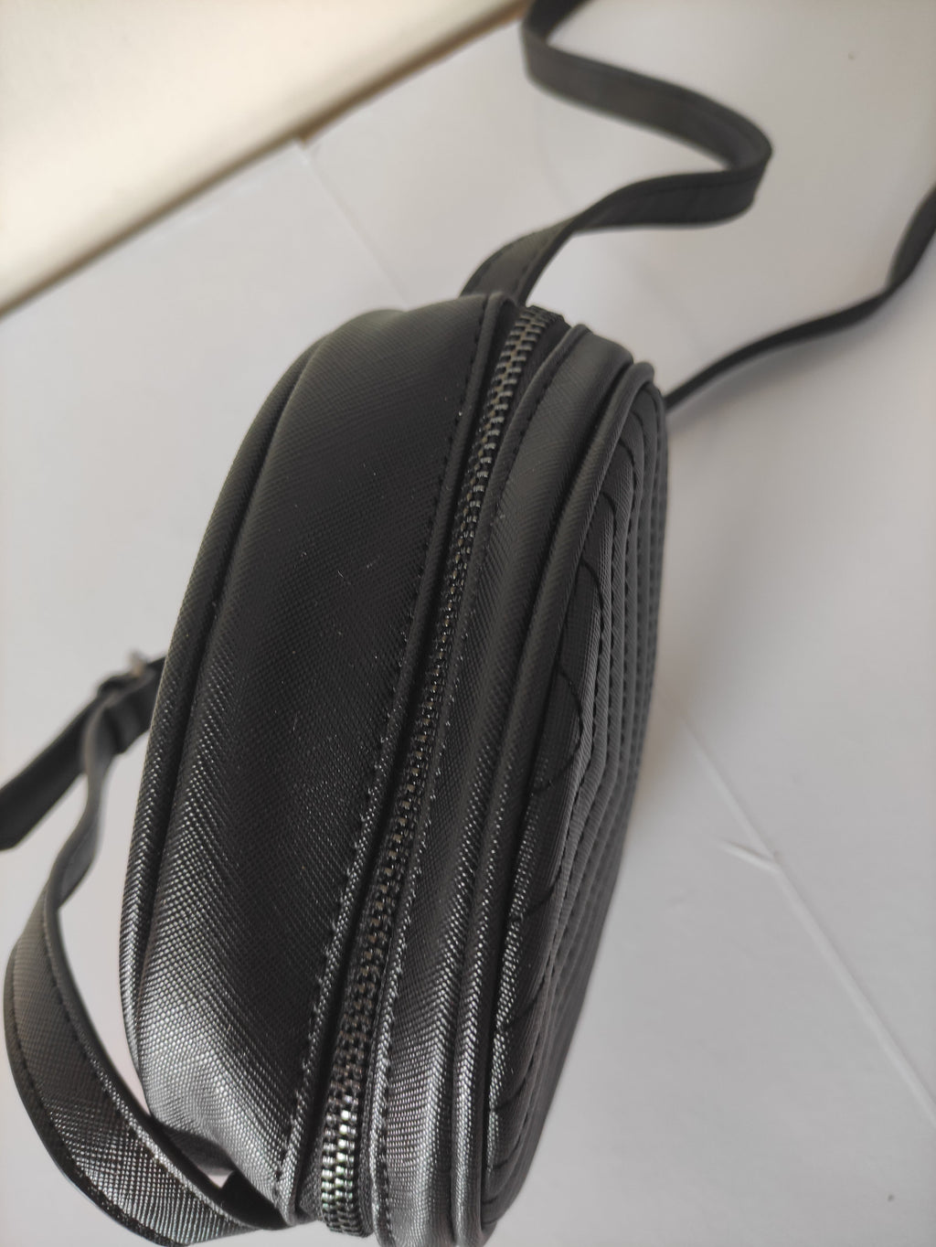 Realer Black Bag